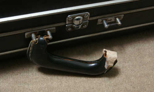 取っ手が壊れたケース